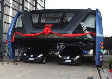 &ldquo;空中巴士&rdquo;巴铁试验车启动路面测试