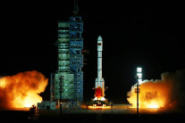 天宫二号发射升空