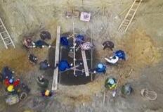 6岁男童坠井超80小时无踪迹 救援人员开始人力挖掘