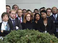 特朗普与奥巴马会晤 &ldquo;白宫群英生气照&rdquo;火了