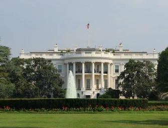 白宫回应特朗普&ldquo;玩火&rdquo;：重申坚定奉行一个中国政策