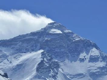 外媒：尼泊尔将在珠峰峰顶提供免费WiFi服务