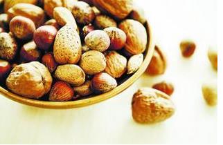 休闲零食规模一年超200亿元 有害零食缺少生产标准