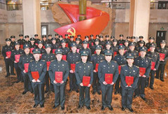 火箭军51名&ldquo;兵王&rdquo;戴上士兵最高军衔