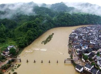 水利部：入汛以来全国汛情总体平稳 局地受灾严重