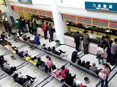 卫计委：解决药品短缺不能完全靠市场 政府要出手