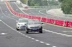 国庆中秋放假通知:高速公路1日至8日免费8天