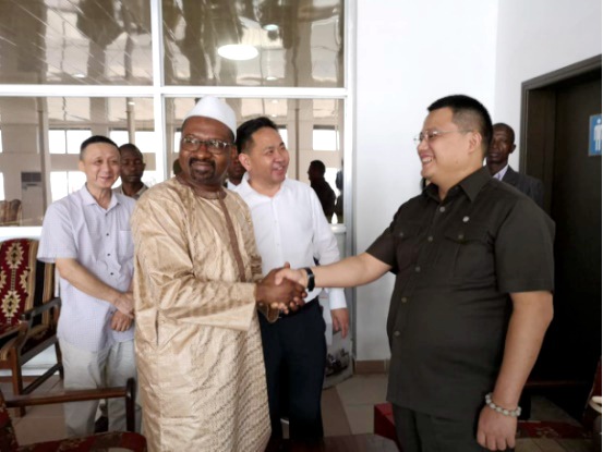 共建&ldquo;一带一路&rdquo;绿色生态有机农业&mdash;&mdash;中绿农集团董事长结束塞拉利昂访问