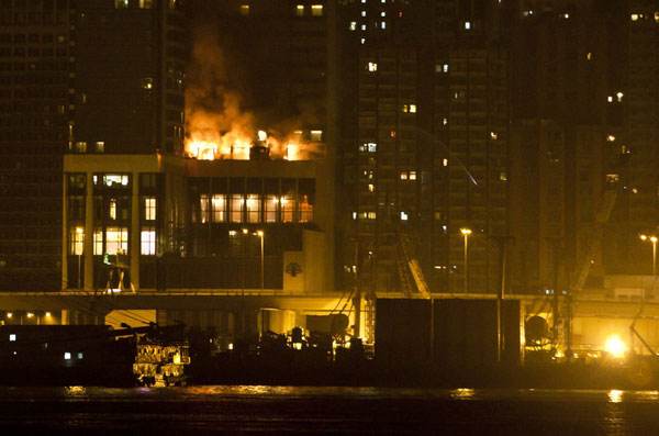 哈尔滨市松北区北龙温泉休闲酒店发生火灾 现场18死19伤