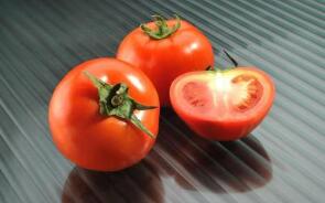 几招就教你分辨&ldquo;西红柿是否为人工催熟&rdquo;？不靠谱！
