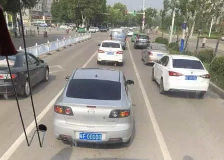 车主牌号摇到00000兴奋不已看了网友评论脸变绿