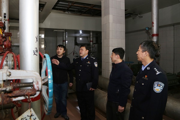 让&ldquo;生命通道&rdquo;畅通无阻&mdash;&mdash;哈尔滨警方地毯式排查居民区消防通道