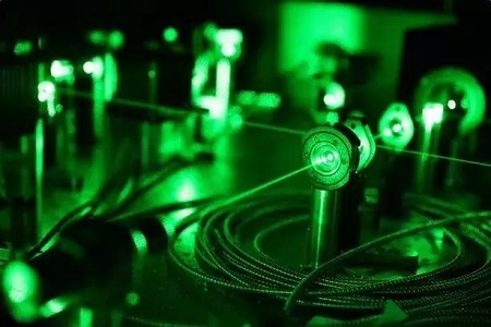 全球首款面向大众的量子计算教学机落地无锡 被期望打造长三角量子计算创新高地