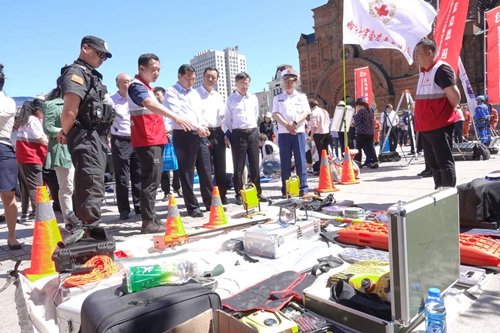 黑龙江省暨哈尔滨市举行&ldquo;安全宣传咨询日&rdquo;活动