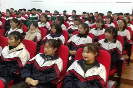 沈阳大东区国防教育走进沈阳技师学院