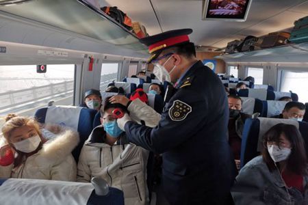 疫情动态| 大连客运段在疫情面前服务不缺席不打折