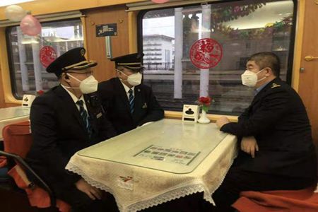 疫情动态| 大连客运段高标准做好防控疫情后勤保障工作