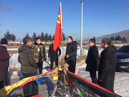 疫情动态| 黑龙江伊春市南岔县驻村第一书记在疫情防控中显身手