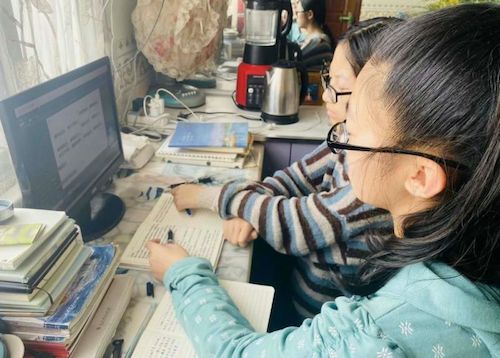 绥化市435所学校万余教师近30万名学生同时线上开学