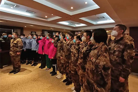 牡丹江15名援助湖北一线白衣战士火线入党