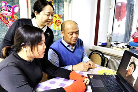 践行入党誓言 全家人守&ldquo;疫&rdquo;线