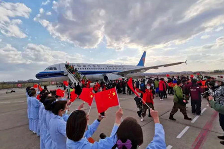 牡丹江支援湖北91名&ldquo;白衣勇士&rdquo;平安凯旋