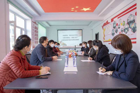 鹤岗：疫情防控不放松 就业服务不停歇