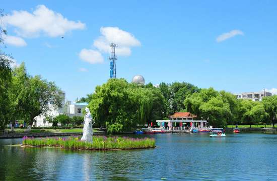 佳木斯：为经济社会发展营造安全稳定环境