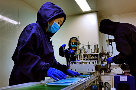 大庆石化4条一次性医用口罩生产线全面投产