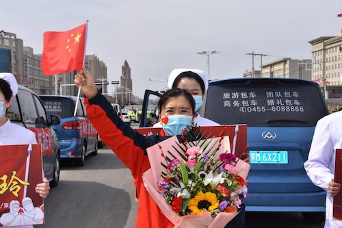 黑龙江明水县以最高礼仪迎接抗疫英雄凯旋归来