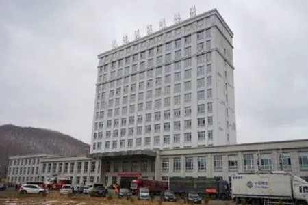 黑龙江绥芬河方舱医院抢工建设 预计11日正式启用