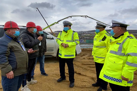 七台河公安：精准护航复工复学