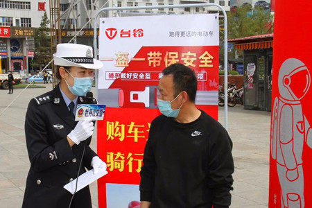 牡丹江交警&ldquo;一盔一带&rdquo;安全守护行动主题宣传活动精彩纷呈