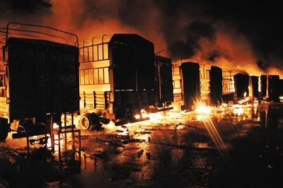 北京一市场失火烧百吨蔬菜 白菜批发价&ldquo;猛涨&rdquo;