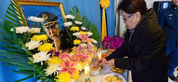 阎肃家中设灵堂 老伴:有准备还是不能接受