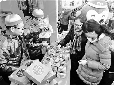 北京庙会摊位大减主卖非遗老字号