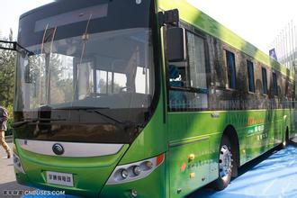 江苏涟水：首批纯电动公交车投入运营