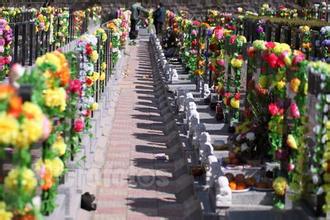 湖北蕲春县环保局倡议清明节文明祭祖