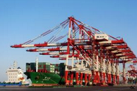 营口港演绎传统港口转型升级