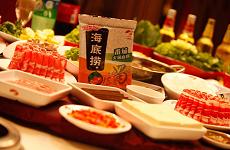 火锅底料商赴港IPO：过半收入来自海底捞