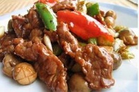 沈阳：点上一盘&lsquo;葱爆肉&rsquo; 就是炫富了