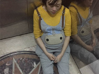 孕妇被困电梯险昏倒 小区19部电梯呼救系统形同虚设