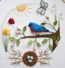 华人添助力 刺绣传海外