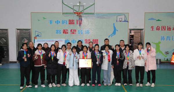 九龙岭镇初级中学女子排球队在2026年邵东市中小学生排球赛中荣获佳绩