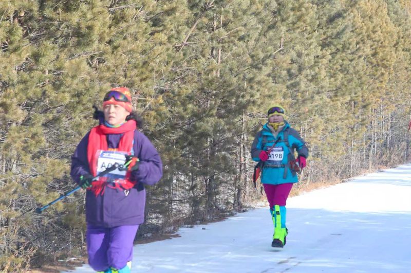 冰超燃动碾子山！10公里冰雪穿越赛解锁齐齐哈尔冬日新玩法