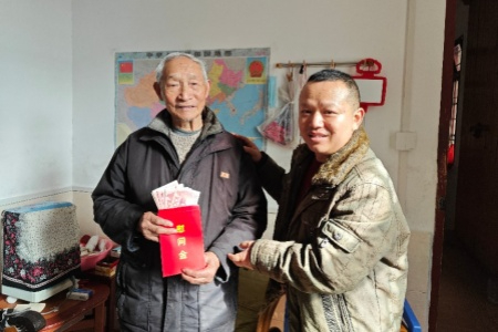 长汀县退役军人事务局开展专项走访慰问活动 情暖企业及自主择业军转干部