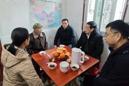 退役不褪色 丹心映初心│厦大教授陈培爱武平公益行 山海情深暖兵心