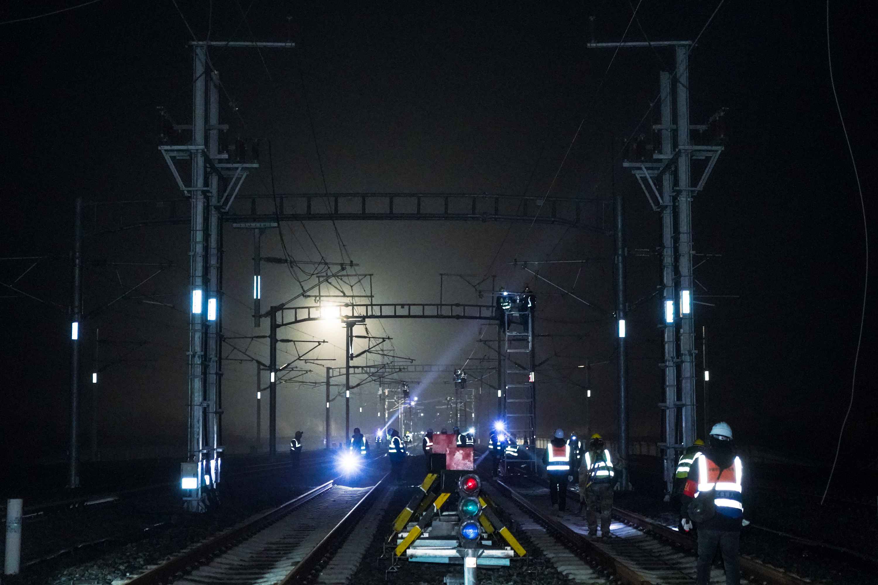 西十与汉十高铁连接工程承力索更换Ⅱ级施工启动