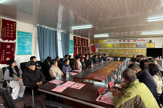 邵东七中首届&ldquo;弘毅班&rdquo;家校共育研讨会：凝新聚力，弘毅致远