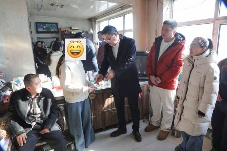 共和镇&ldquo;关爱与健康同行&rdquo;：为困难儿童筑起温暖屏障